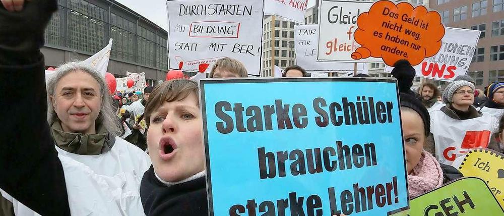 Warnstreik. Der Unmut bei den Pädagogen in Berlin ist groß. Am 13.Mai ruft die Lehrergewerkschaft GEW wieder zu einem zentralen Streiktag auf.
