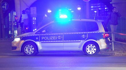Ein Berliner Polizeiwagen im Einsatz. (Symbolbild)