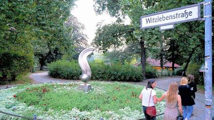 Witz, komm raus! Piraten und Linke wollen eine neue Namensgeberin für die Witzlebenstraße am Lietzenseepark. 