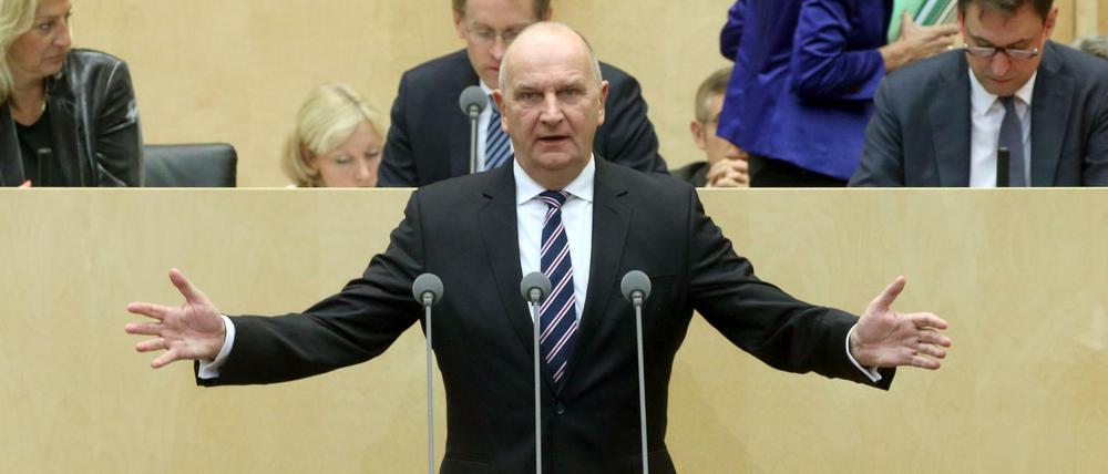 Dietmar Woidke (SPD), Ministerpräsident in Brandenburg und neu gewählter Bundesratspräsident, bei einer Rede im Bundesrat Anfang Oktober. 