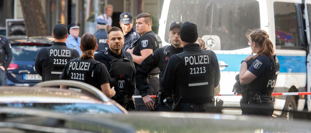 Die Polizeipräsenz in Berlin soll durch mobile Wachen erhöht werden. Am Freitag werden sie vorgestellt.