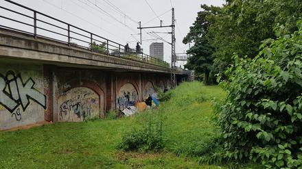 Ein Obdachlosencamp am Zooverbindungsweg im Großen Tiergarten.