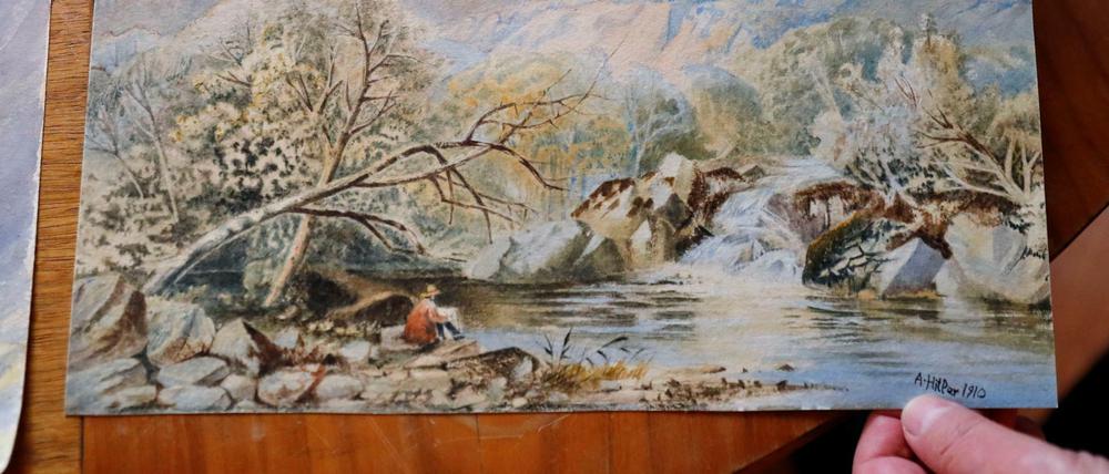 Das Gemälde "Alpenlandschaft" ist eines der drei Landschaftsbilder, das vom Landeskriminalamt beschlagnahmt wurde.