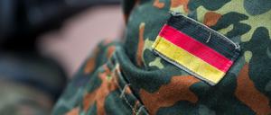 Gegen einen Soldaten der Bundeswehr wird in Berlin ermittelt.