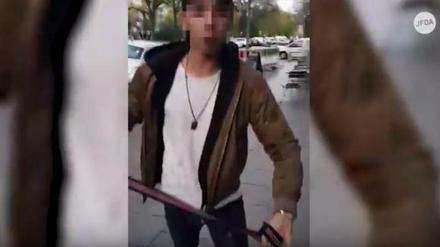 Prenzlauer Berg: Jude von Arabisch sprechendem Mann mit Gürtel verprügelt