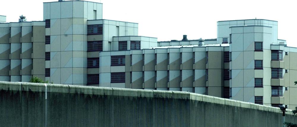 Die Justizvollzugsanstalt Berlin-Tegel im Jahr 2001.