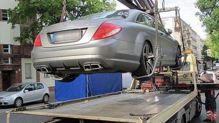 Der Besitzer dieses Mercedes mit AMG-Tuning wird seinen Wagen sicher vermissen.