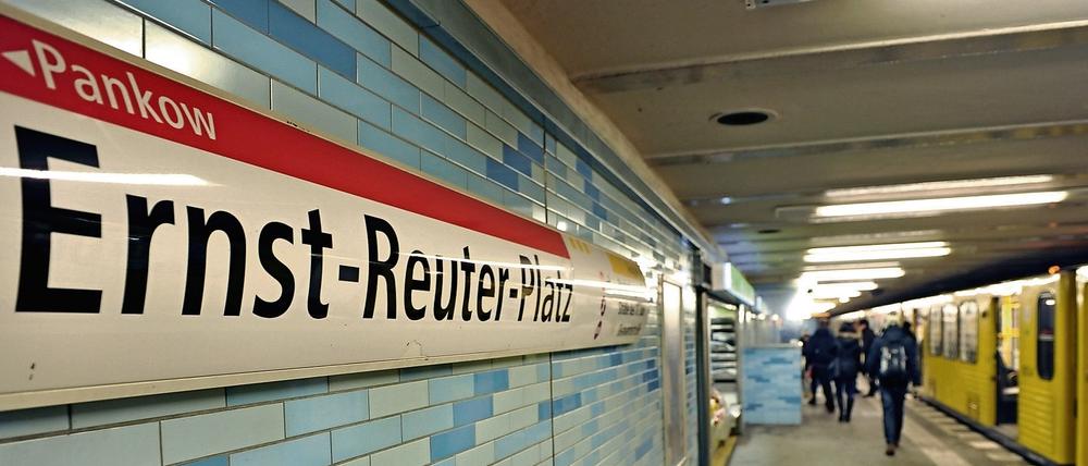Im U-Bahnhof Ernst-Reuter-Platz hat im Januar 2016 ein Mann eine junge Frau vor die U-Bahn gestoßen. Sie war sofort tot.