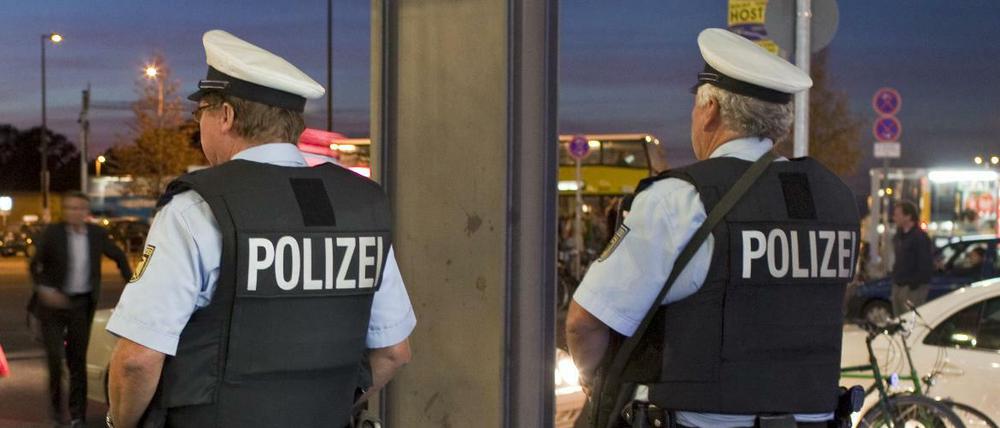 Zwei Bundespolizisten in Berlin.(Symbolbild) 