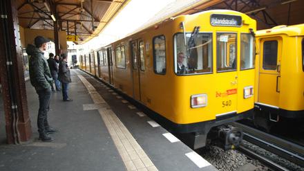 Ein Zug der U-Bahnlinie 1 in Berlin (Symbolbild).