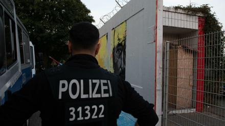 Ein Wandbild in Neukölln erinnerte an den kürzlich erschossenen Intensivtäter Nidal R.