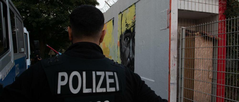 Ein Wandbild in Neukölln erinnerte an den kürzlich erschossenen Intensivtäter Nidal R.