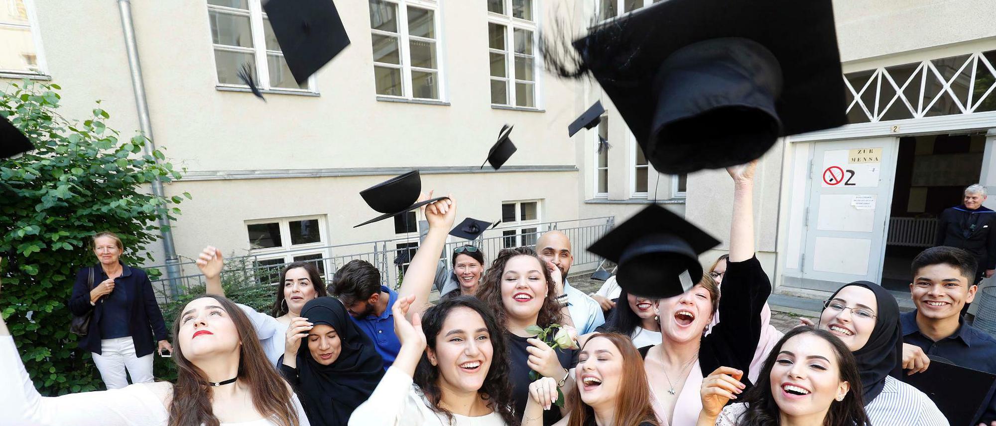 Abitur 2017 in Berlin: Das sind die Namen der erfolgreichen Abiturienten
