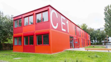 Container war gestern. Die CDU will "atmende" Neubauten, die bei einem Schüleranstieg mitwachsen.