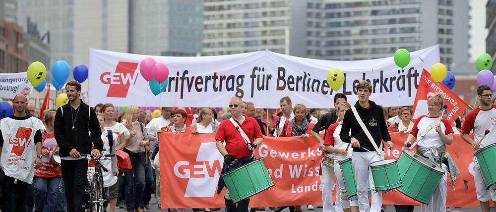 Seit November 2012 streiken die angestellten Lehrer in Berlin immer wieder.