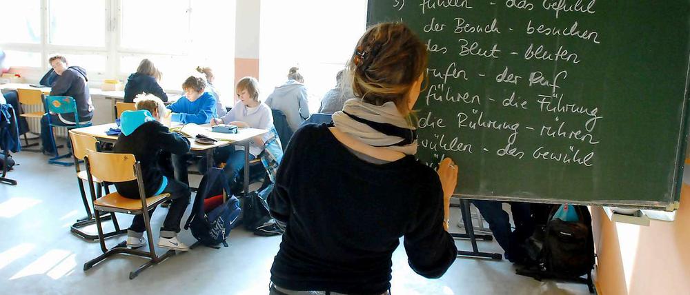Wandern Berliner Lehrer in Scharen in andere Bundesländer ab, wenn sie nicht bessergestellt werden?