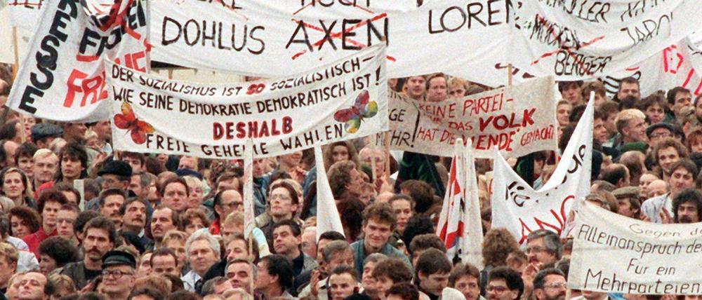 4. November 1989 auf dem Ostberliner Alexanderplatz: Größte Demo in 40 Jahren DDR