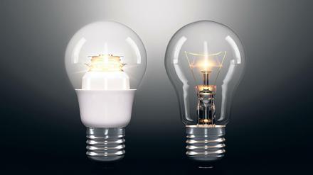 LED-Lampen verbrauchen nur einen Bruchteil des Stroms, den klassische Glühbirnen (rechts) ziehen. 