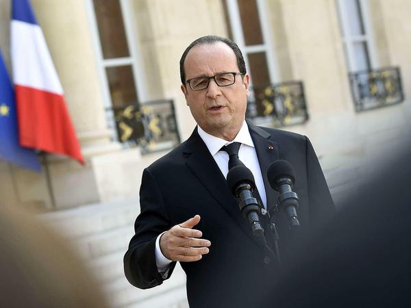 Der französische Präsident Francois Hollande forderte die Franzosen auf, sich nicht verängstigen zu lassen.