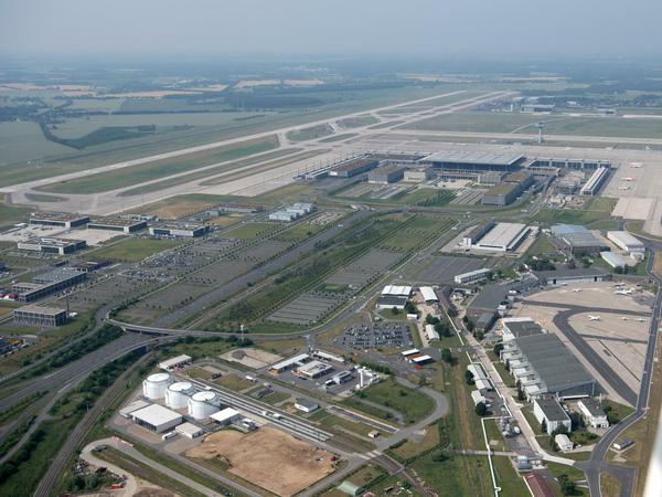 Der Bau des Hauptstadtflughafens Berlin Brandenburg (BER) "Willy Brandt" wurde 2006 begonnen.