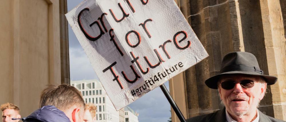 Auftaktkundgebung von Fridays for Future vor dem Brandenburger Tor am 29. November 2019 in Berlin-Mitte.
