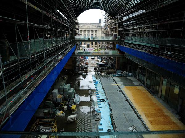 Palastpassage. 2014 war die Mall of Berlin noch eine Baustelle. Heute ist sie eines der bekanntesten Shoppingcenter der Stadt.