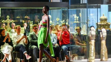 Grün ist die Farbe der Hoffnung. Der Berliner Designer William Fan swill auch nach dem Wegzug der Modemessen am Standort Berlin festhalten. 
