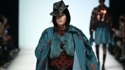 Mode aus Südafrika von Clive Rundle auf der Fashion Week.