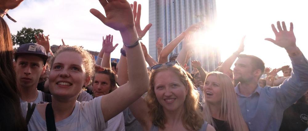 50.000 sollen nach Angaben der Veranstalter am Donnerstag in Chemnitz gefeiert haben.