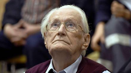 Der 94-jährige Oskar Gröning muss bald ins Gefängnis - wenn sich sein Gesundheitszustand nicht verschlechtert. 