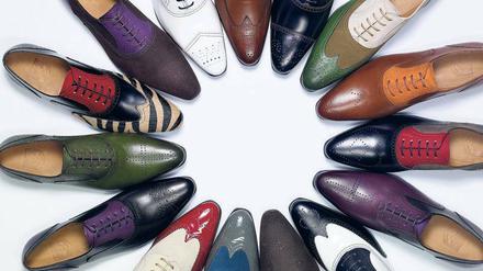 Leichtfüßig geht es in der Branche eher nicht zu. Einige Hersteller wie die auf buntes Schuhwerk spezialisierte Firma Melvin &amp; Hamilton haben dennoch Grund zur Freude.