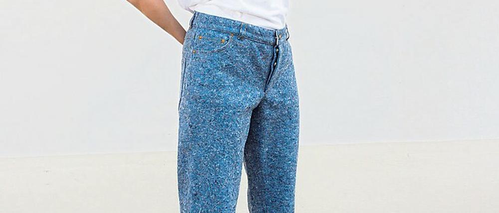 Hose aus geschredderten Jeans von Tim van der Loo.