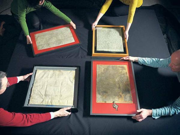 Die vier Originale der Magna Carta von 1215.