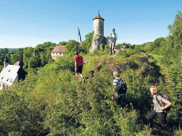 Die Burg Waischenfeld wurde um 1100 auf dem Schlüsselberg errichtet und lockt mit toller Aussicht.