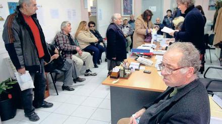 In einer Athener Solidaritätsklinik helfen Freiwillige den Menschen, die aus dem Gesundheitssystem gefallen sind.