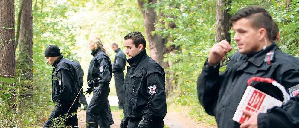 Nach der Entführung eines Bankers im Oktober 2012 durchkämmten 400 Polizisten den Wald in Storkow
