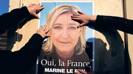 Endspurt. Marine Le Pen hat Chancen, mit dem Front National in die Stichwahl zu kommen. 