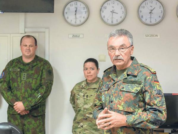 Für russische Nachrichtendienste ist General Manfred Hofmann ein Topziel. Gibt es Krieg zwischen Russland und den Balten, muss er für die Nato entscheiden.