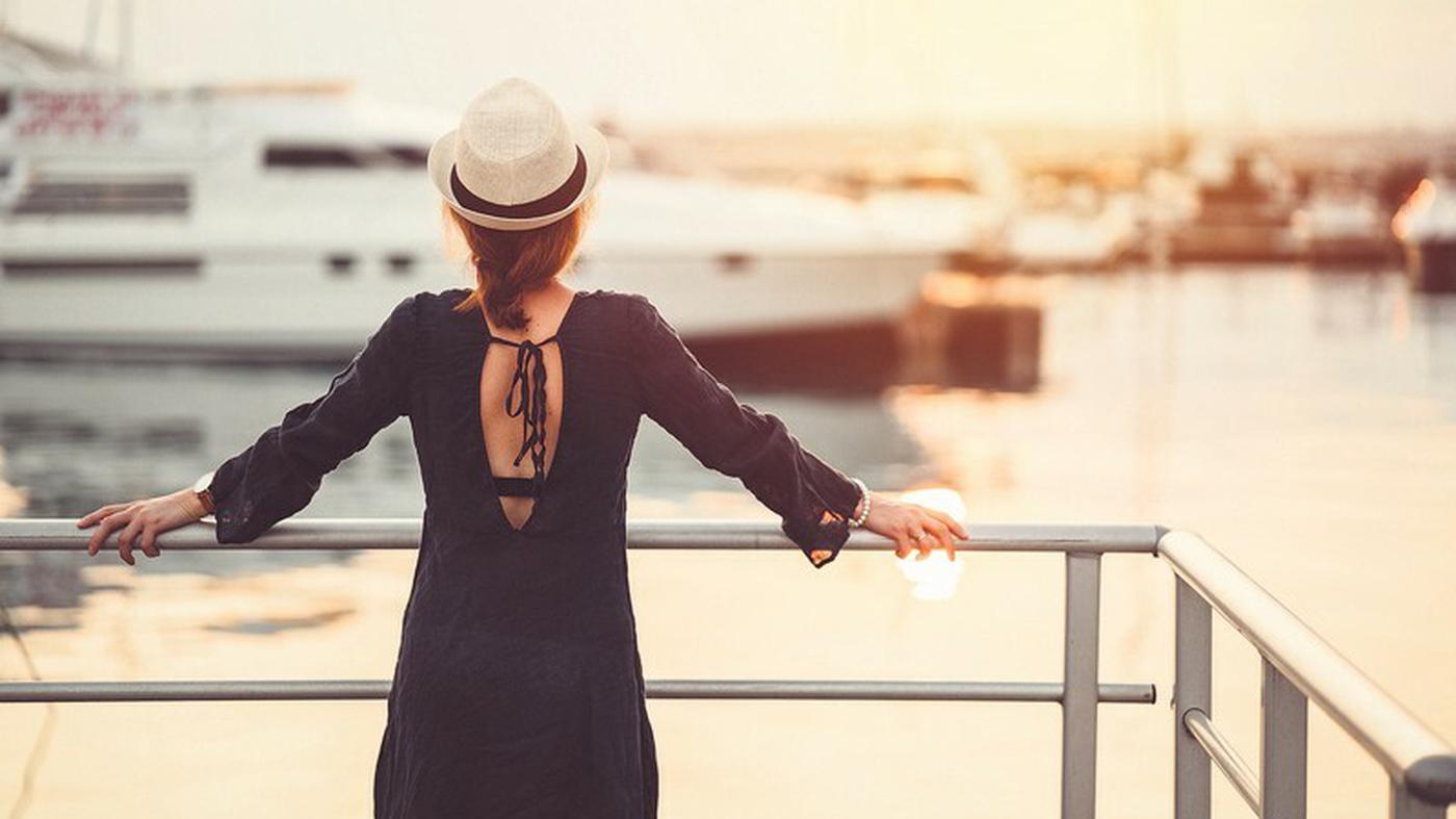 Selbsthilfegruppe für reiche Frauen: Zu Besuch im Club der ...