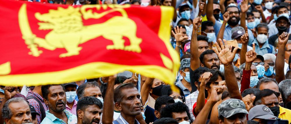 Präsident Wickremesinghe stößt im Volk auf Skepsis. Viele werfen ihm vor, hinter seinem Vorgänger Gotabaya Rajapaksa zu stehen.