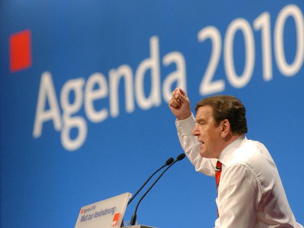 Mehr Flexibilität auf dem deutschen Arbeitsmarkt forderte auch Schröder mit seiner Agenda 2010.