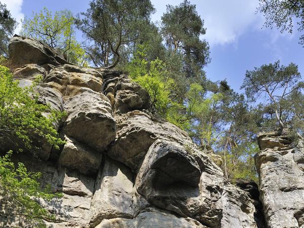 Luxemburg. Im Müllerthal tragen die Felsformationen russische Namen, zum Beispiel der Perekop (im Bild).