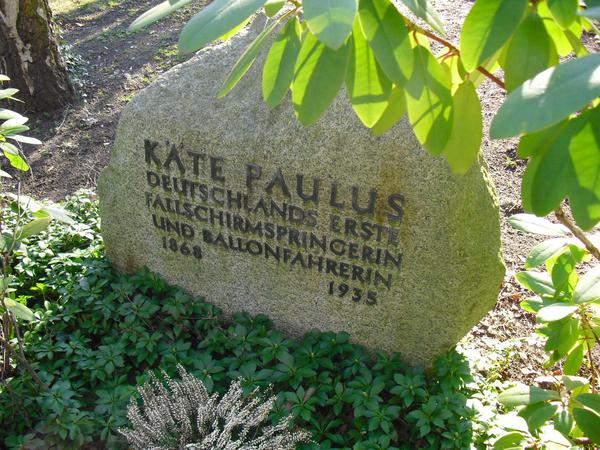 Ehrengrab von Käthe Paulus auf dem Dankes und Nazareth Friedhof in Berlin-Reinickendorf.
