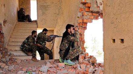 Syrische Kurden im Kampf gegen den IS.
