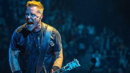 Druck und Kraft. James Hetfield, Sänger und Gitarrist von Metallica hat Härte in den 90er Jahren definiert. 