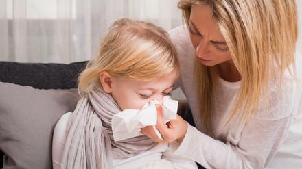 Gesundheit! Wenn Kinder erkältet sind, müssen sie nicht immer deshalb zu Hause bleiben.