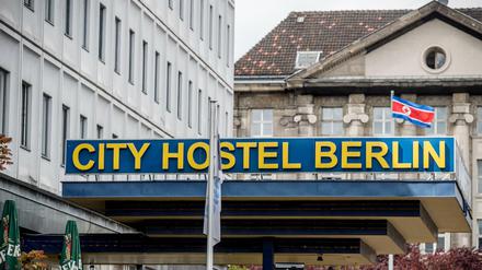 Das City Hostel Berlin, aufgenommen neben dem Sitz der Botschaft Nordkoreas am 10.05.2017 in Berlin.
