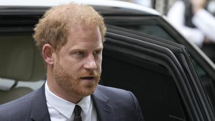 Prinz Harry wird vor einem Londoner Gericht gegen einen Boulevardzeitungsverlag aussagen.