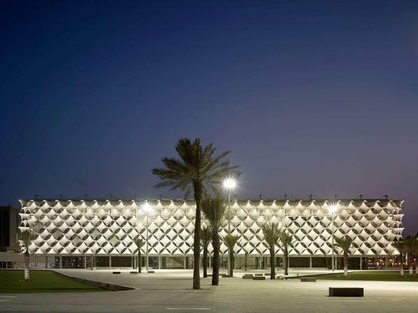 Die nationale "King Fahad" Bibliothek in Riad - ähnlich ikonisch werden auch die Metro-Stationen aussehen.
