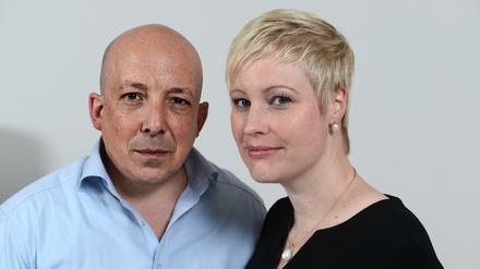 Das Ehepaar Saskia und Veit Etzold. Sie ist Rechtsmedizinerin, er Thrillerautor.